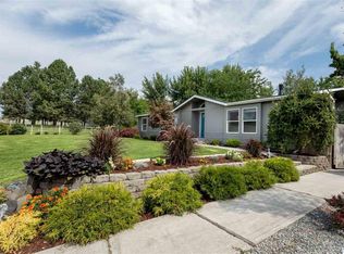 3803 N Goose Gap Pr NE, Benton City, WA 99320