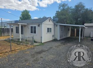 2002 W J St, Yakima, WA 98902