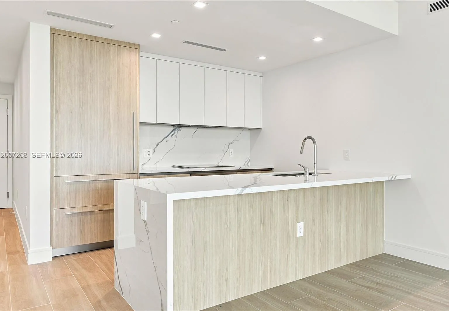 2 bed, 3.0 bath, $8,500 — Photo 4