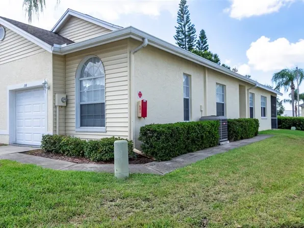 1050 Starkey Rd APT 208, Largo, FL 33771