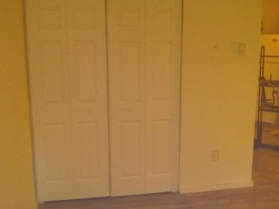 5th image of 1641 Brooke Park Dr APT 8