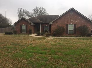 127 Rusty Ln, Gladewater, TX 75647