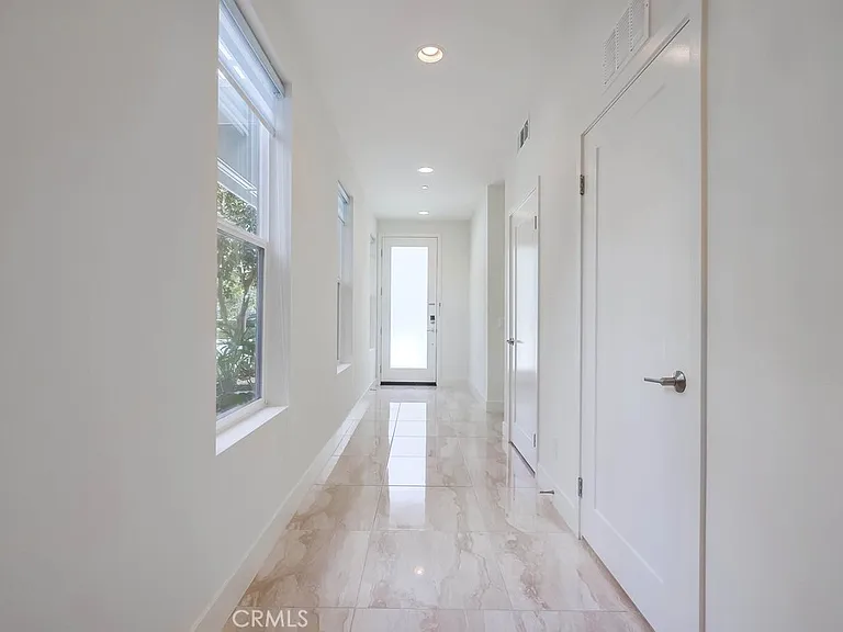 67 Lennox — Photo 4