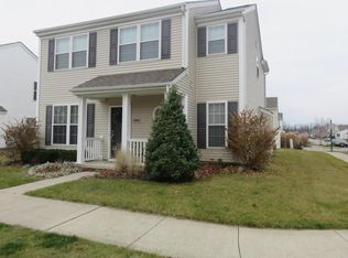 5989 Course Dr, Westerville, OH 43081