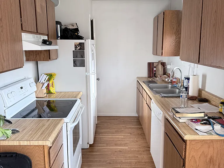261 Cross Way #C — Photo 7