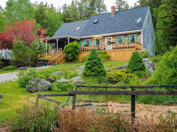 13 Rand Road, Southport, ME 04576
