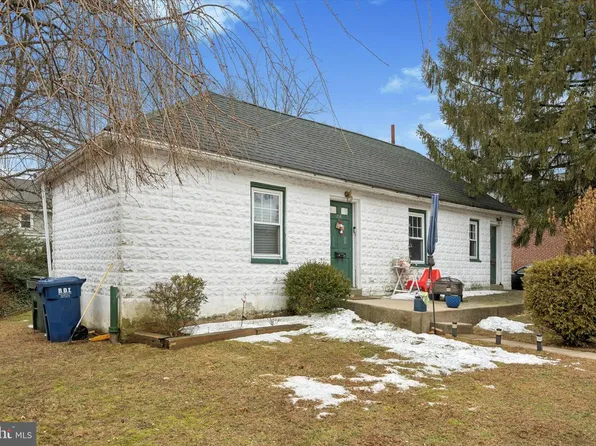 214-216 Beech Rd, Wallingford, PA 19086