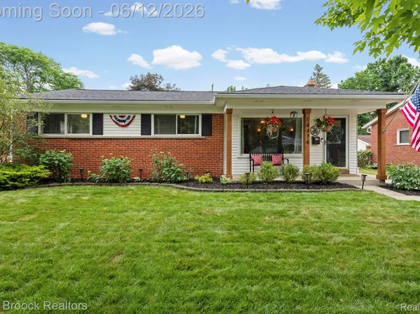 14474 Oxford, Plymouth, MI 48170