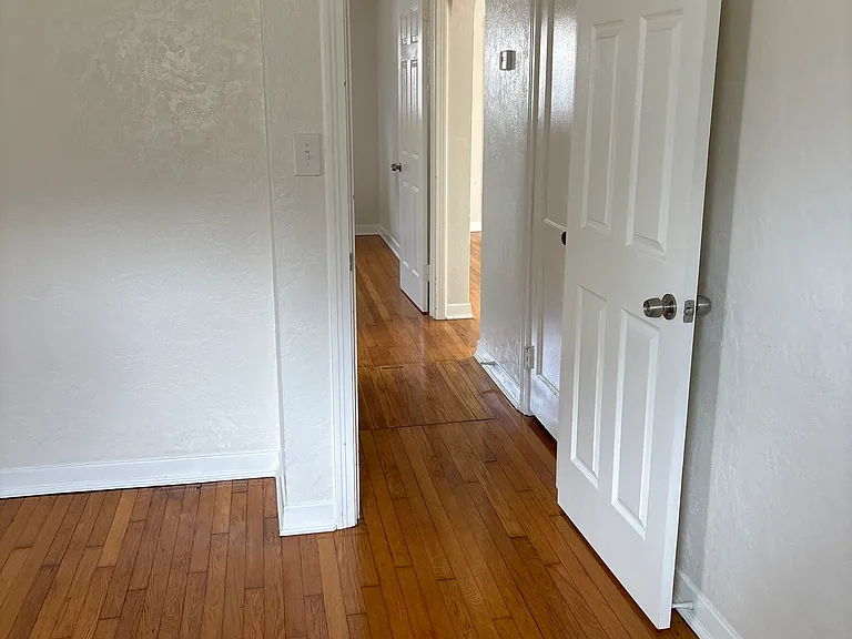 Hall between bedrooms