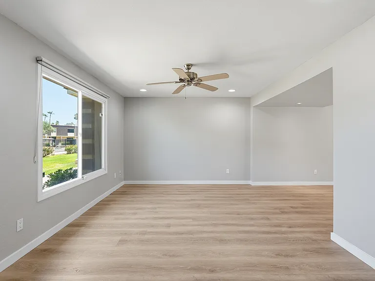5069 N Granite Reef Rd — Photo 8