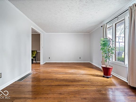 5th image of 1010 Porto Bello Rd