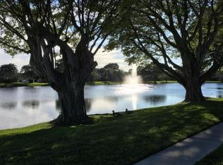 204 Springdale Cir, Palm Springs, FL 33461