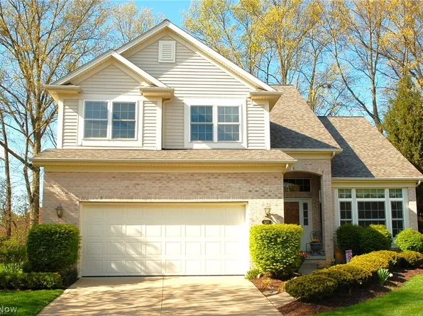 11641 Weston Point, Strongsville, OH 44149