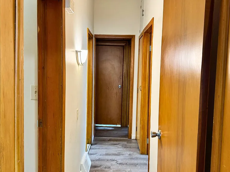 Hallway from kitchen to bedrooms 2, 3, 4