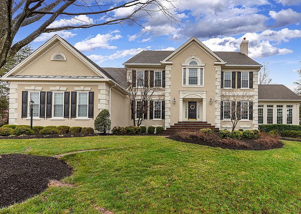 1st image of 6845 Smithfield Ct