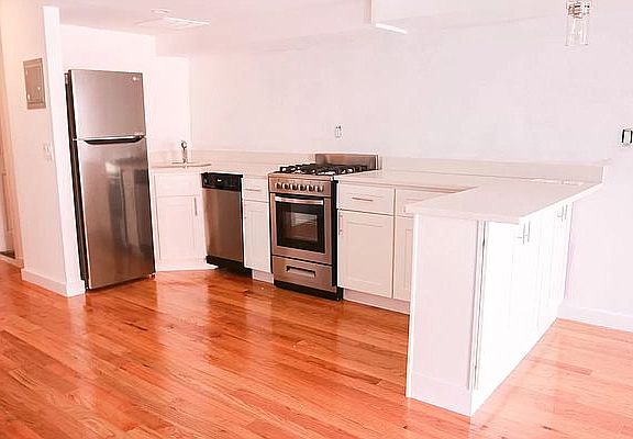 2nd image of 254 W 51st St APT 17M