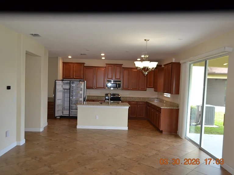 19347 Paddock View Dr — Photo 9