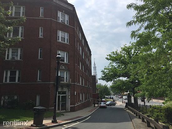 39 Charter Oak Place - Building - Front