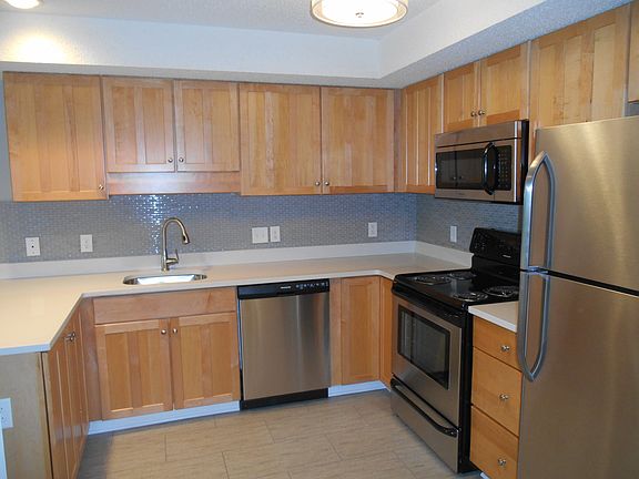 5th image of 499 Burroughs Dr APT 3