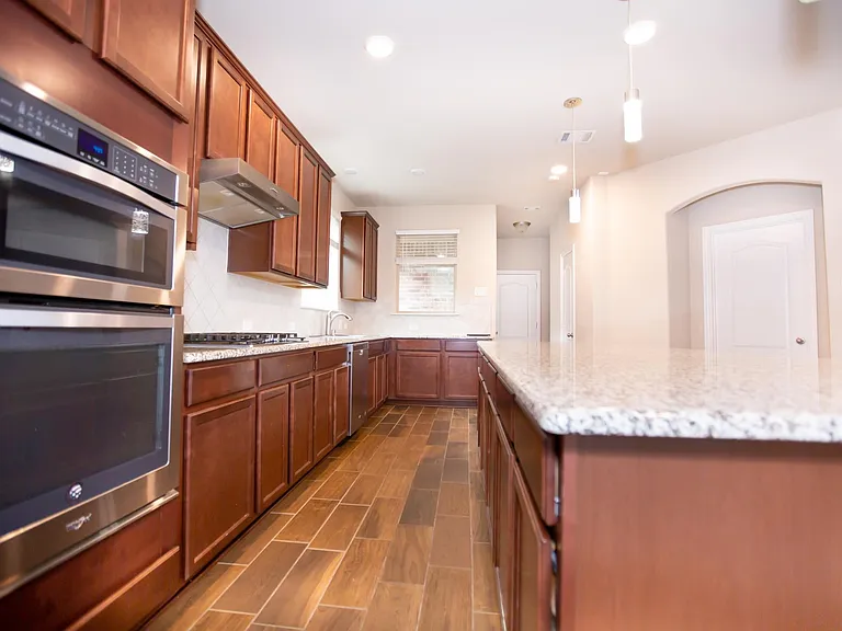 2100 Miramar Dr — Photo 22
