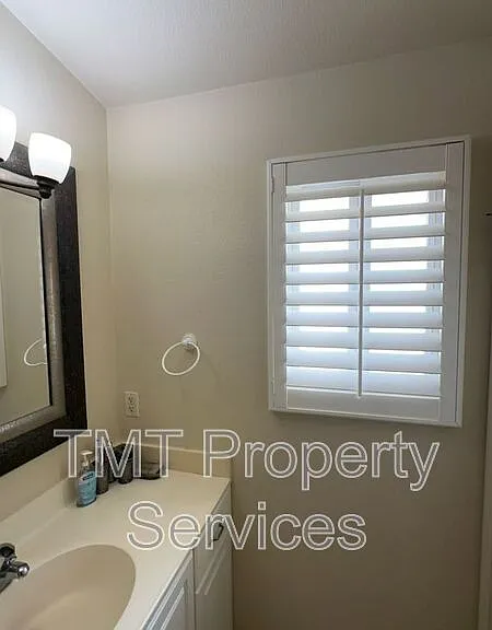 115A Palomar Ave — Photo 8