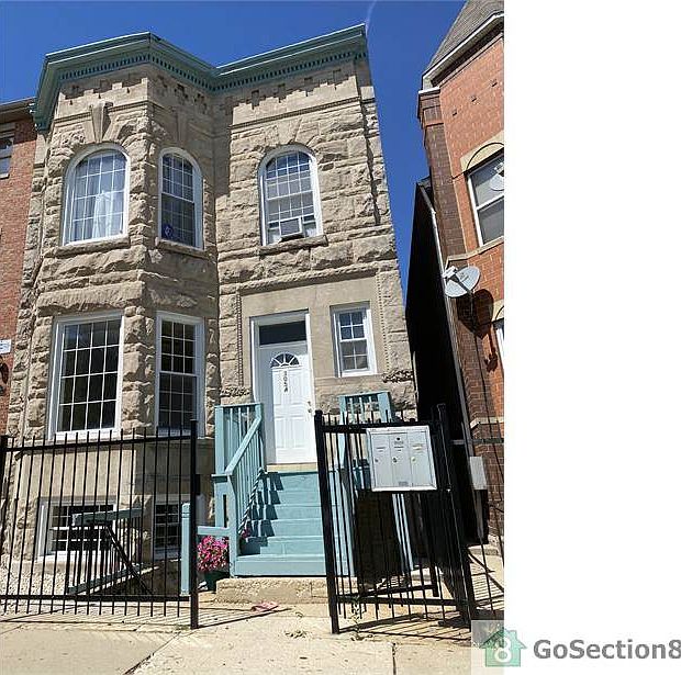 1st image of 3054 W Jackson Blvd #2