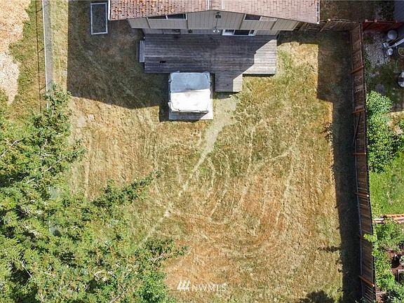 2nd image of 1318 22nd Ave SE