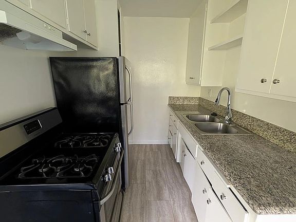 5th image of 753 N Hudson Ave APT 5