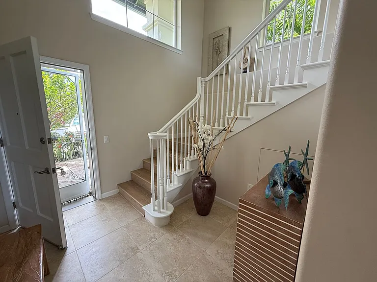 3950 Kalai Waa St #V101 — Photo 8