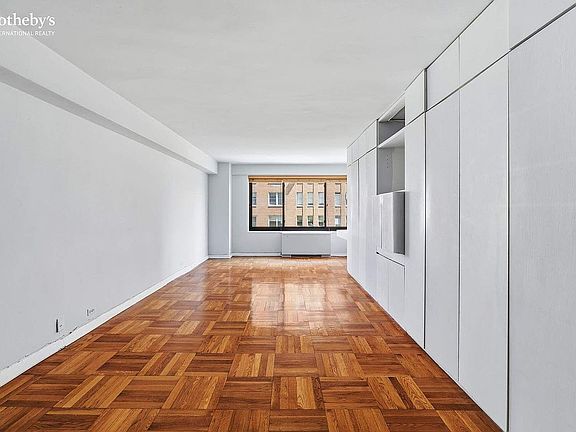 3rd image of 10 E End Ave APT 6K