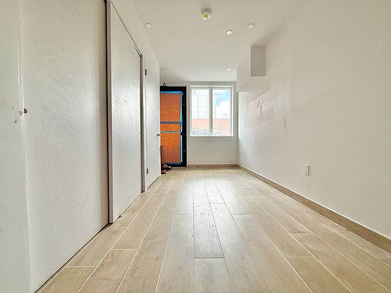 304 Water St #1A — Photo 6