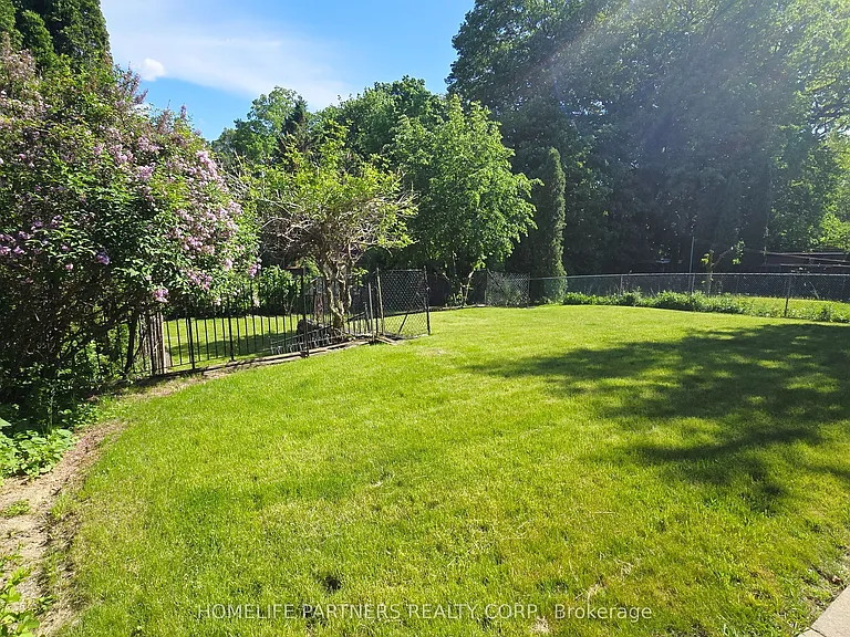 3 Ridge Point Cres — Photo 22