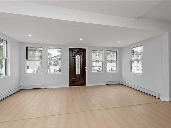 2nd image of 153 Prentiss Ave