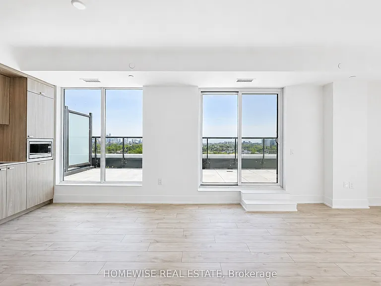 858 Dupont St #743 — Photo 5