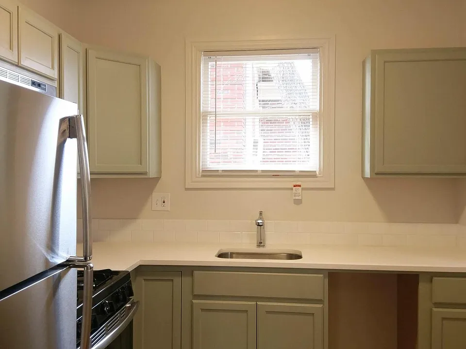 *Dishwasher now installed in kitchen