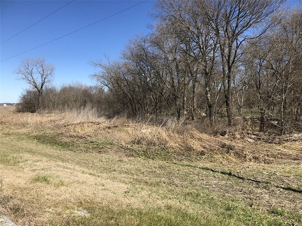 2nd image of 472 County Road 428