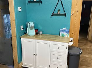 405 S 8th St, Onida, SD 57564