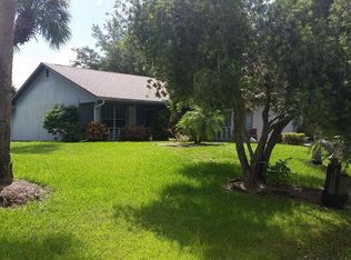 1582 Pleasantview Ln, Sebastian, FL 32958