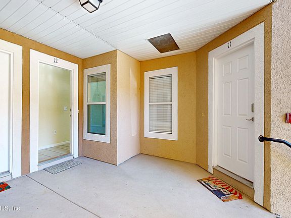 4th image of 9690 AMARANTE Circle #12
