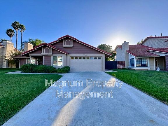 2nd image of 45627 Clubhouse Dr