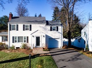 258 Tunxis Rd, West Hartford, CT 06107