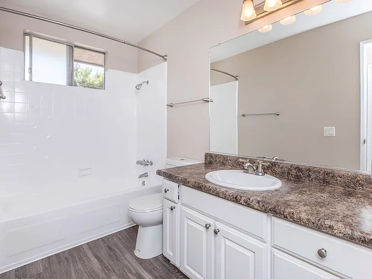 Huntington Highlander Apartment Homes — Photo 26