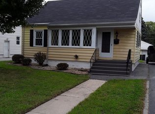 17945 Oakley Ave, Lansing, IL