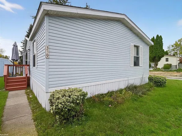 339 Brentwood Dr, Oxford, MI 48371