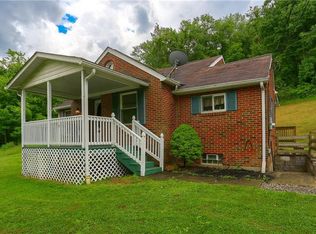 253 Queenstown Rd, Karns City, PA 16041