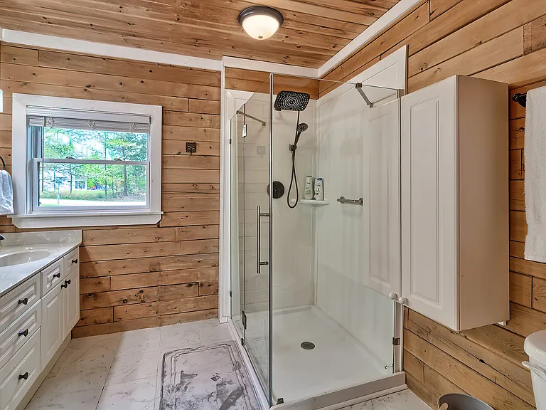 1303 Misty Ln — Photo 17