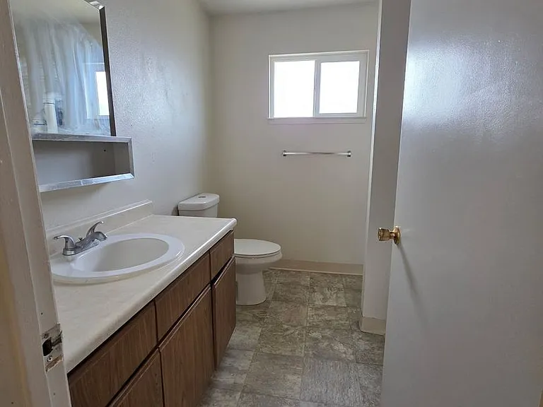 510 E 1st St, Hawthorne, NV 89415 — Photo 33