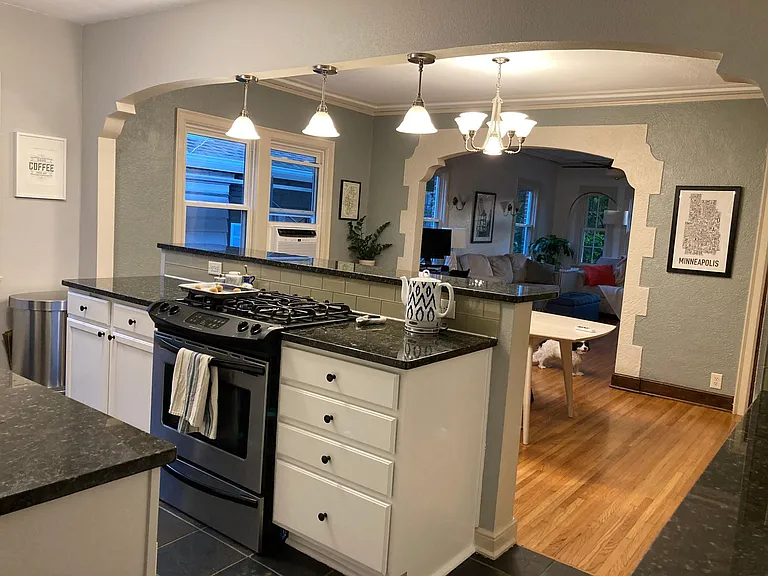 2521 Garfield Ave #202 — Photo 4