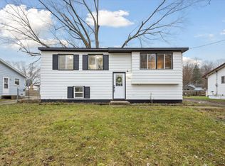 5634 Cabot St, Portage, MI 49002