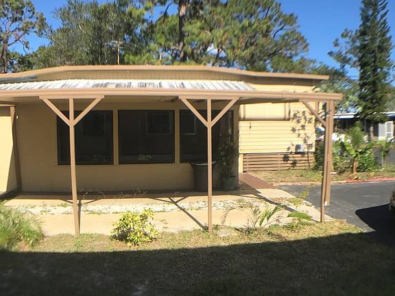 4th image of 5075 Clover Ln
